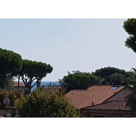 Appartamento Terrazza Apuana A Few Steps From The Sea